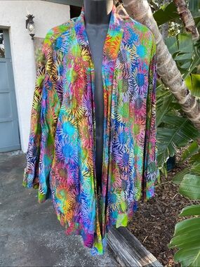 Tie dye  and batik flora kimono sleeve jacket